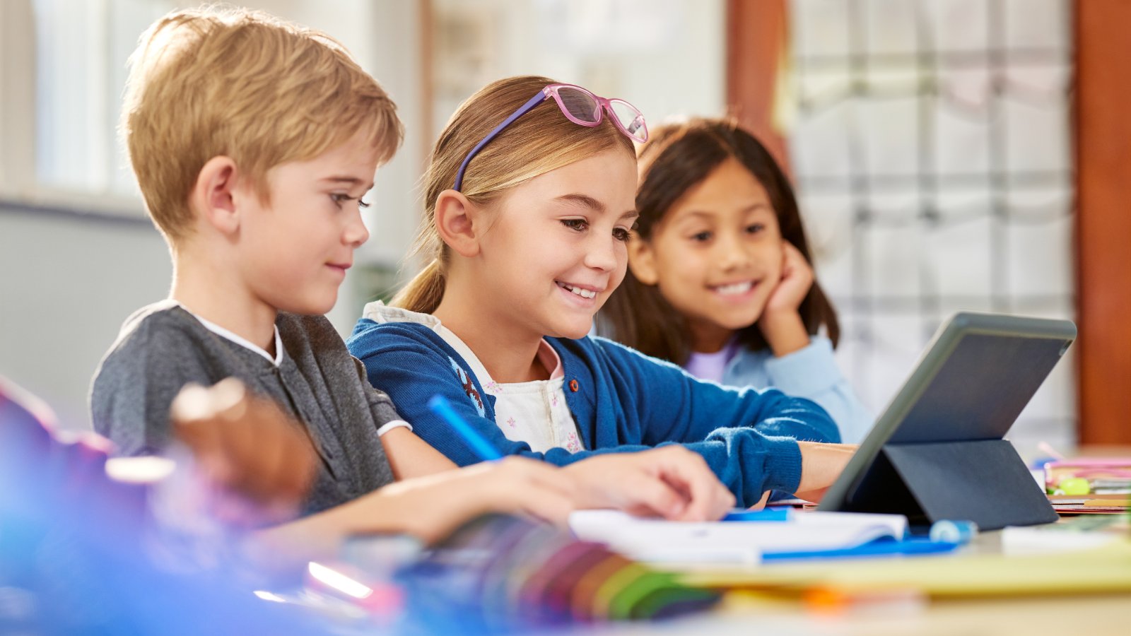 DefinedLearning's tweet card. One thing that I have focused on a lot more over the past couple of years is creating more opportunities for students to collaborate with each other and also, for my own learning, to be able to...