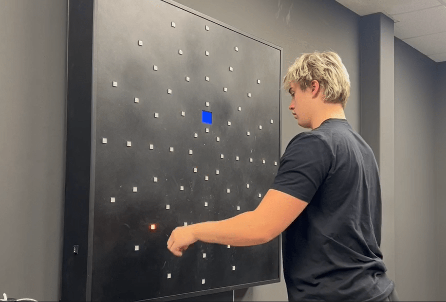 defendfootball's tweet card. A neuro-visual training program helps athletes improve their peripheral vision, brain processing, and reaction time to protect them from injury.