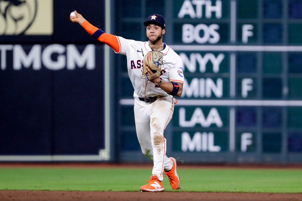 don_hasegawa's tweet card. 　アストロズのジェレミー・ペーニャ内野手（28）が27日、自身のインスタグラムのストーリーズを更新。東京を訪れたとみられる写真を投稿した。 　ペーニャはビックカメラの看板などが並ぶビル群を背景に自