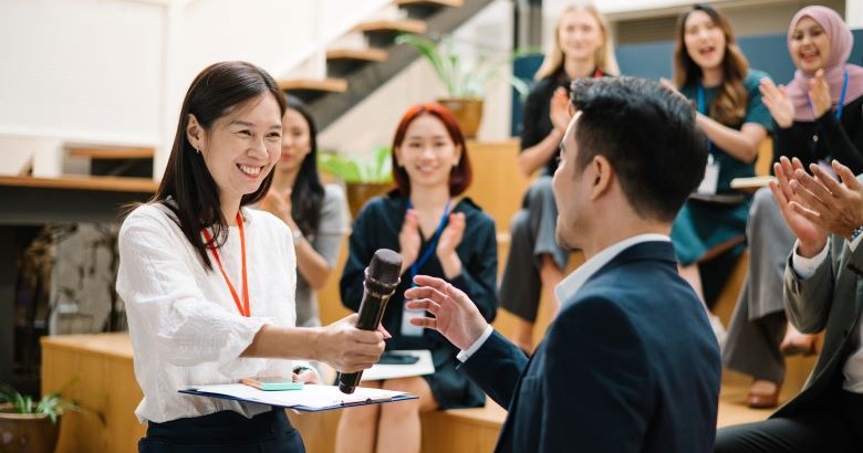 teachthegeek's tweet card. By Neil Thompson As summer rolls in, thousands of college students across the country start internships. These interns, especially those in technical