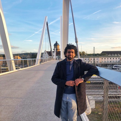 meetingcpp's tweet card. Writing a binary format parser without involving handwritten boilerplate or code generator is a bit elusive given the fact that C++ does not have Reflection yet and there are concerns about padding,...