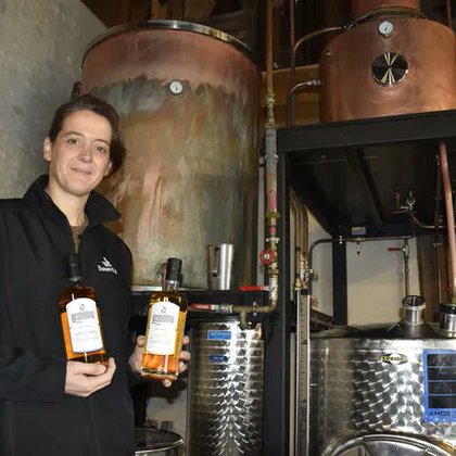 Tweet card summary image