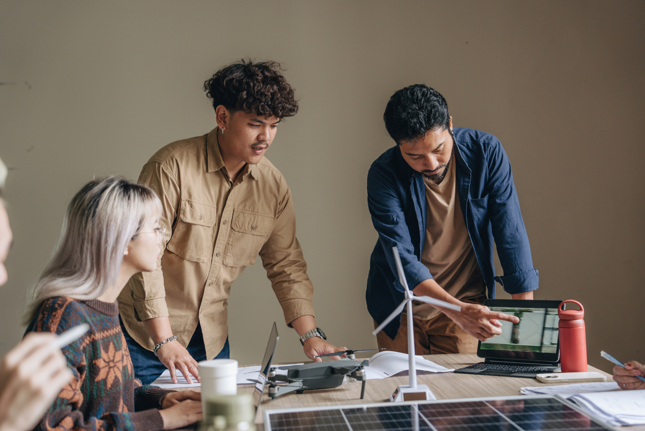 AdaLovelaceInst's tweet card. Exploring the gap between venture capital and climate justice