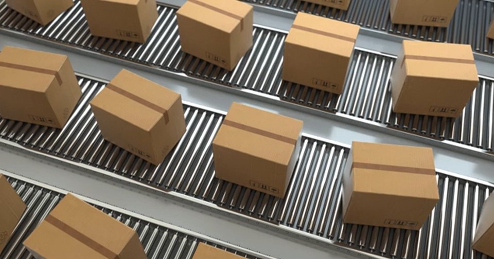 amandamull's tweet card. Online shopping is too fast for good decisions.