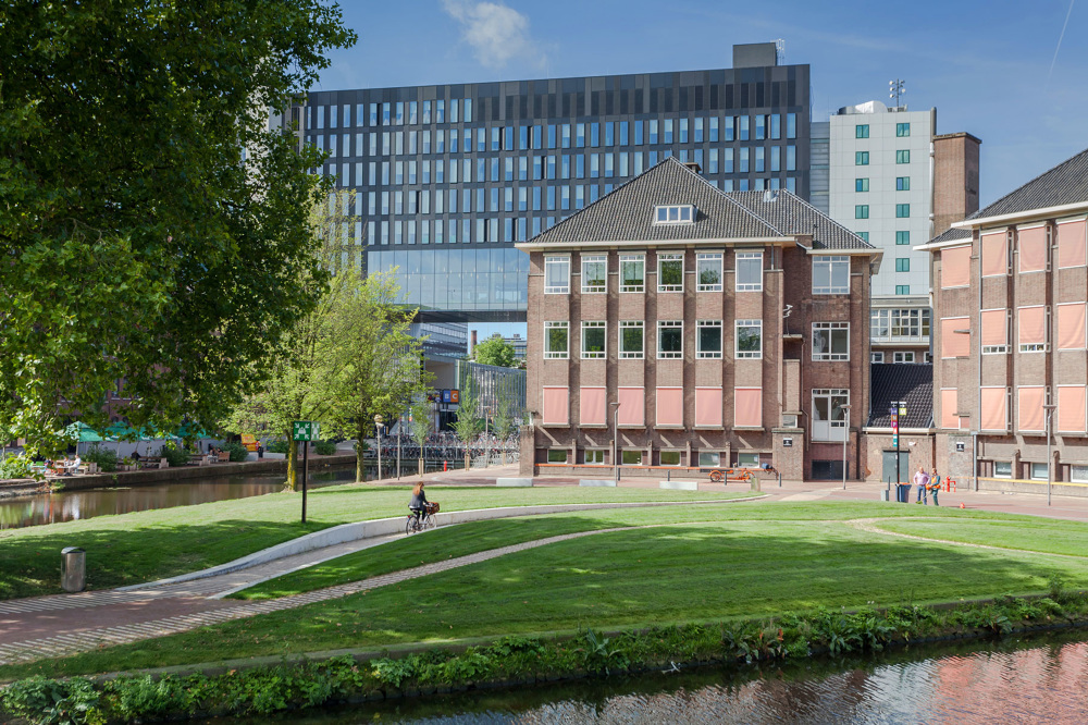 JASPStats's tweet card. There are still open spots left for our two summer workshops in 2024. Register here to join us in Amsterdam this July. Similar to previous years, there will be one workshop focused on Bayesian...