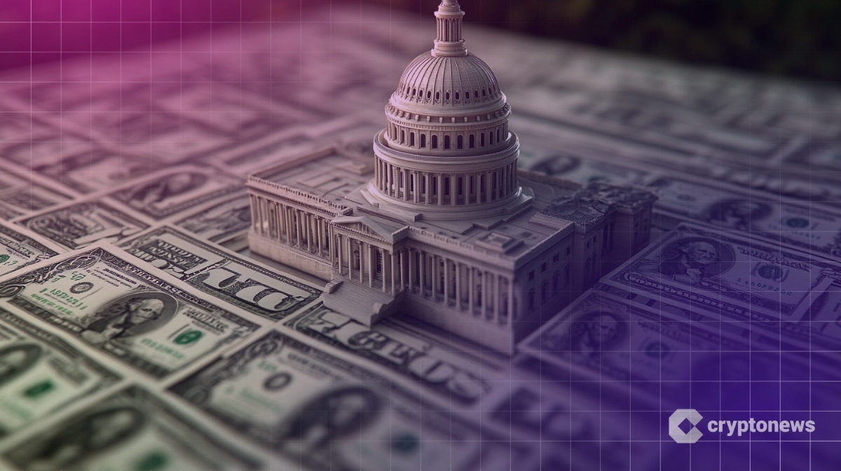 InsightChainz's tweet card. A senior Putin advisor claims that the US is trying to use crypto to offload its $35 trillion national debt.