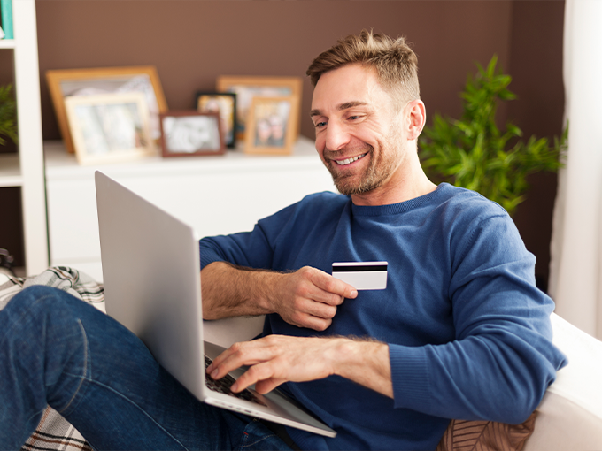 Acelerapyme's tweet card. Según la Comisión Nacional de los Mercados y la Competencia (CNMC), el comercio electrónico en España facturó 23.114 millones de euros en el segundo trimestre de 2024, un 12,8% más que el segundo...