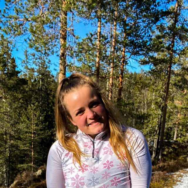 jbsdope's tweet card. Helle Sveløkken (@hellesve) • Instagram photo