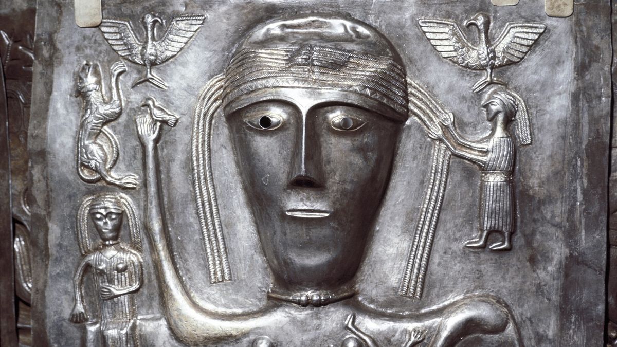 ThePaindog's tweet card. Is your knowledge of the Celts a veritable pot of gold, or do you need the luck of the Irish to finish the quiz?