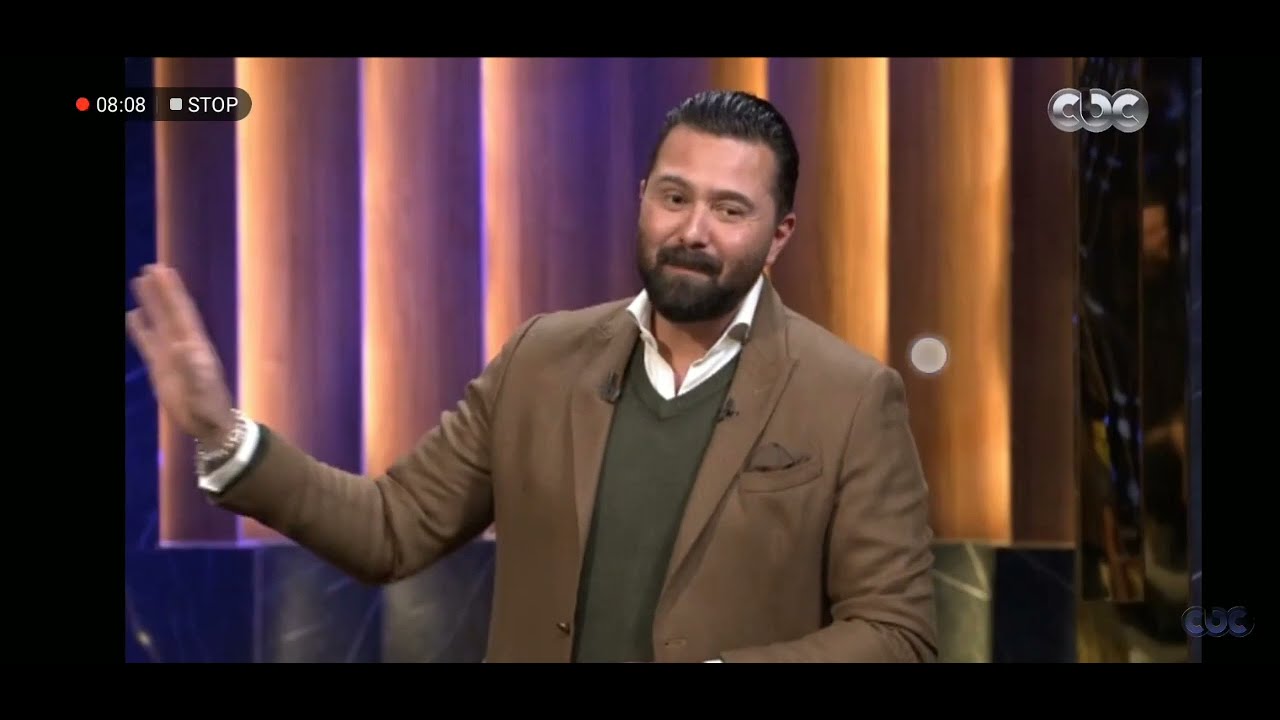 Moderndecor4's tweet card. أغرب دخلة وأغرب عرض من أكتر متسابق قنُوع في العالم.. طلب 10 آلاف جنيه...