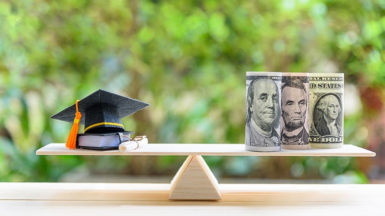 CommunityCCRC's tweet card. A new report from the Community College Research Center (CCRC) takes an in-depth look at connecting credentials from community colleges with earnings, showing which types of degrees and...