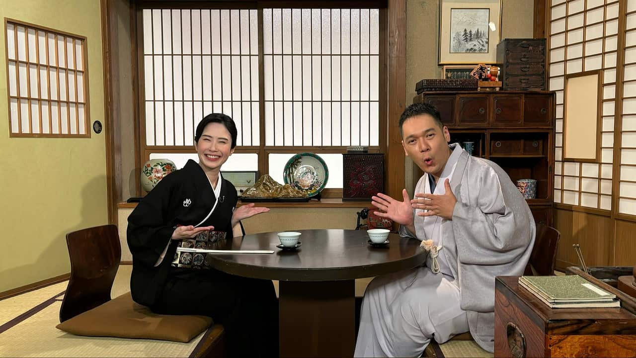 kanda_bou's tweet card. 【NHK】神田伯山がえりすぐりの芸をナビゲート▽演芸はスパイシーガーリックのコント。古今亭菊之丞の落語「ふぐ鍋」▽対談ゲストは講談師の一龍斎貞鏡▽生命をかけても守りたいものが二つある・５人の子育てと講談の道にまい進する期待の若手真打▽名人貞山の娘として生まれるも一切講談に触れずに育った２０年「父ちゃんの跡を継ぎたい」と目覚めた瞬間とは？▽父の死を乗り越えさむらいのように生きる・・・など