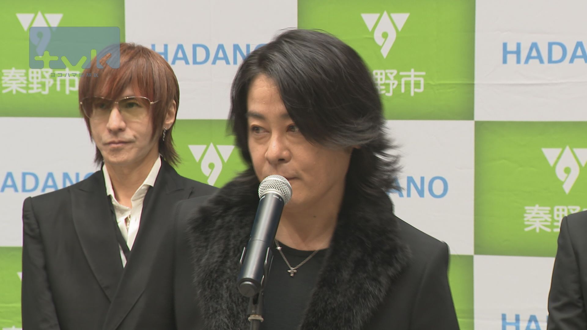 takako_nakamura's tweet card. 小田急線秦野駅で初となる列車接近メロディーの導入を記念したセレモニーが行われ、人気ロックバンド「LUNA SEA」の楽曲が初めて披露されました。 列車接近メロディー導入の記念セレモニーには、人気ロ