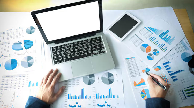 trends_next's tweet card. Looking for the best financial reporting software? Compare top tools to simplify reporting, boost accuracy, and make data-driven business decisions...