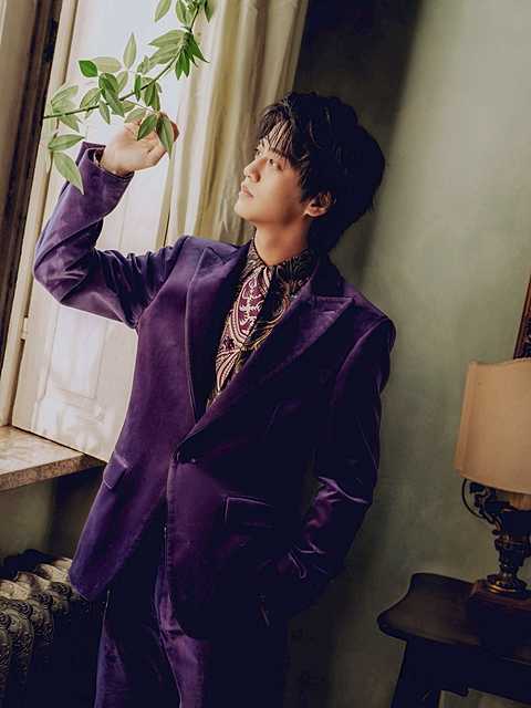 nao_k_p's tweet card. Check out ETRO's post on LINE VOOM.