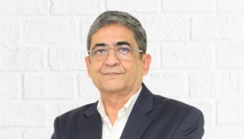 AccelTree's tweet card. The Asia InsurTech Podcast was speaking with Vivek Mannige, the founder and CEO of AccelTree Software, about how to increase insurance penetration in rural India, how to build an innovation culture...