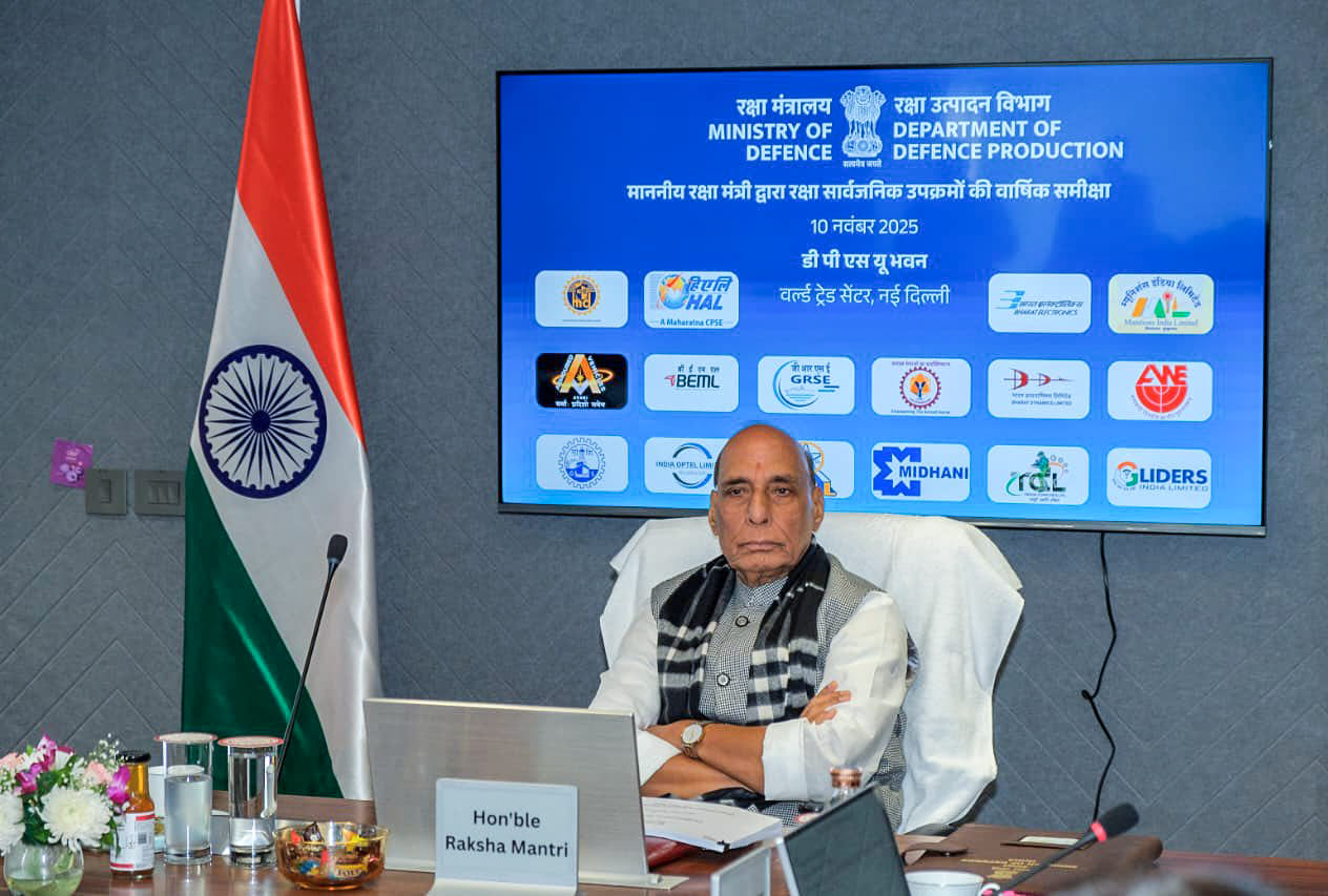 ThePrintHindi's tweet card. भले ही भारत और पाकिस्तान युद्ध के मुहाने पर खड़े लग रहे हों, लेकिन उनकी इंटेलिजेंस सर्विस अक्सर तनाव कम करने और दोनों देशों के लिए रिस्क कम करने के लिए जगह ढूंढती रही हैं.