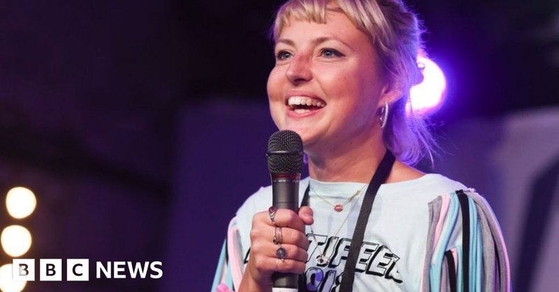 Tweet card summary image