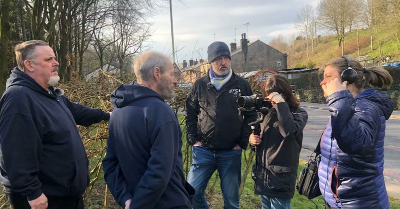 Tweet card summary image