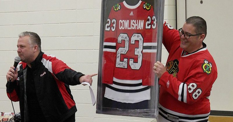 Tweet card summary image