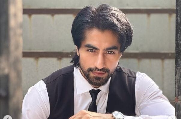 cooltaani's tweet card. Actor Harshad Chopda is once again setting hearts aflutter with his latest look, which has left fans completely mesmerized. The talented star recently shared glimpses from a new photoshoot, sparking...