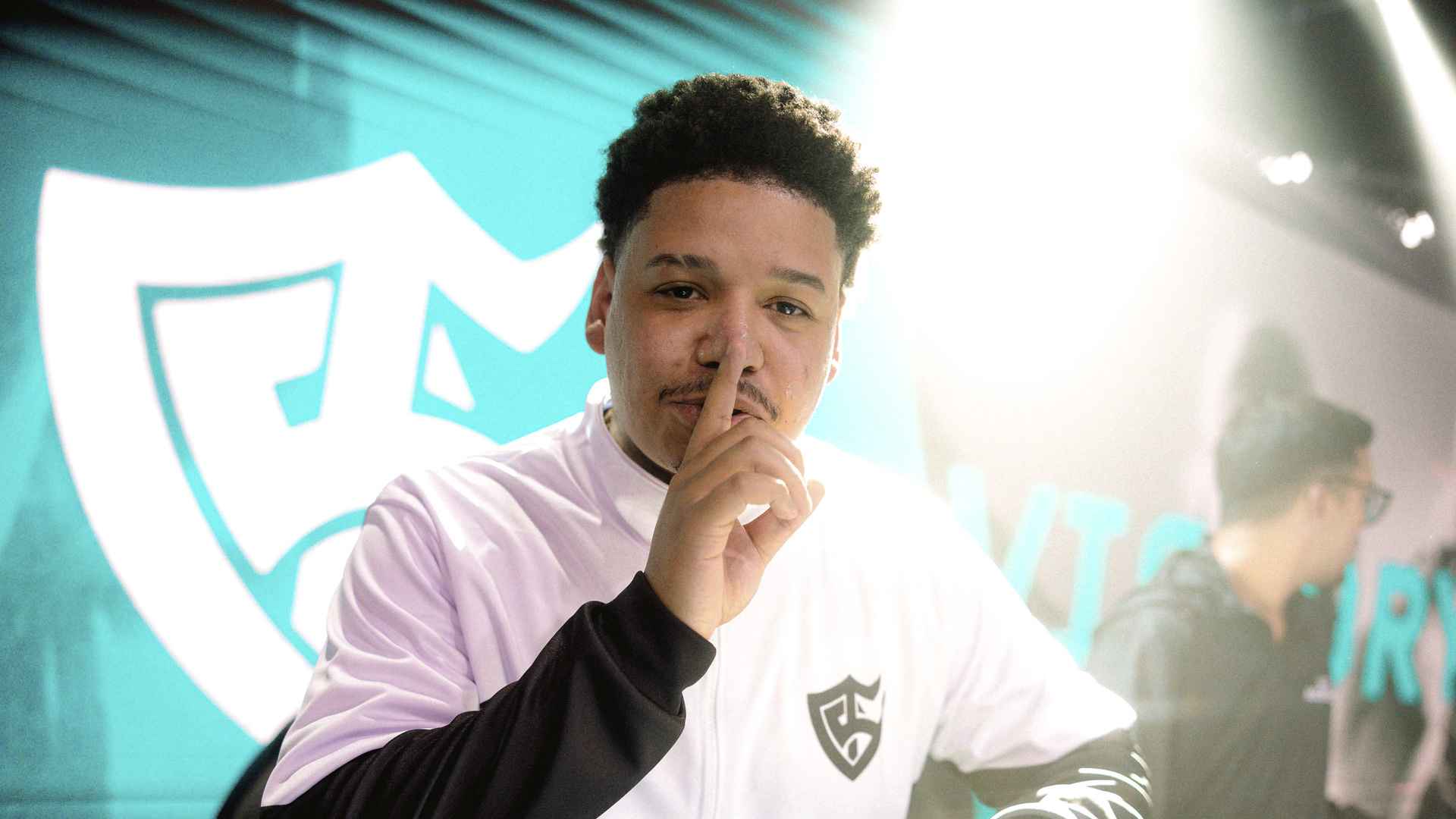 brunopovoleri's tweet card. Organização norte-americana finaliza acerto com jogador brasileiro de 25 anos