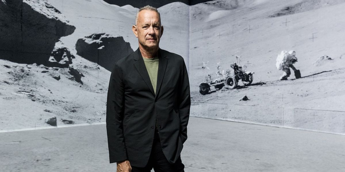 Omarsernatech's tweet card. Space Center Houston is set to host the US premiere of an immersive production called The Moonwalkers, narrated by actor and writer Tom Hanks.