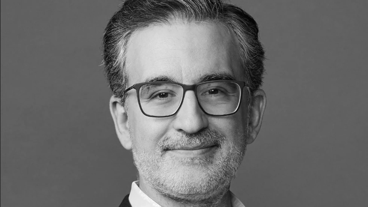 StellarOrg's tweet card. Santander ha reforzado su consejo asesor internacional con la incorporación de José Fernández da Ponte, exresponsable de desarrollo de negocio de BBVA y