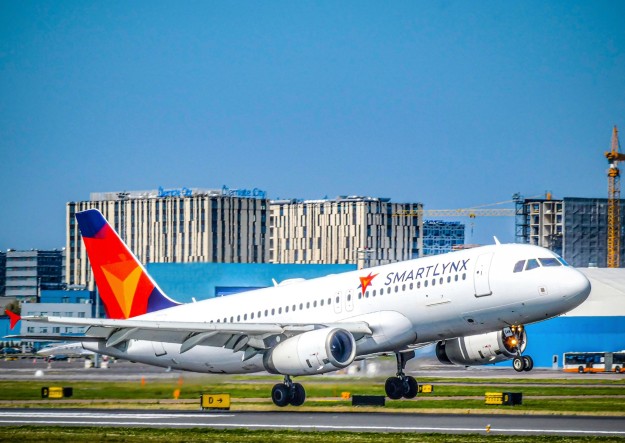 italiavola's tweet card. La situazione di SmartLynx , la cessione della branca in Lettonia ha visto un effetto a catena diretto o indiretto. Molti aerei sono rientrati nelle mani dei lessor il tutto nel giro di pochi giorn…