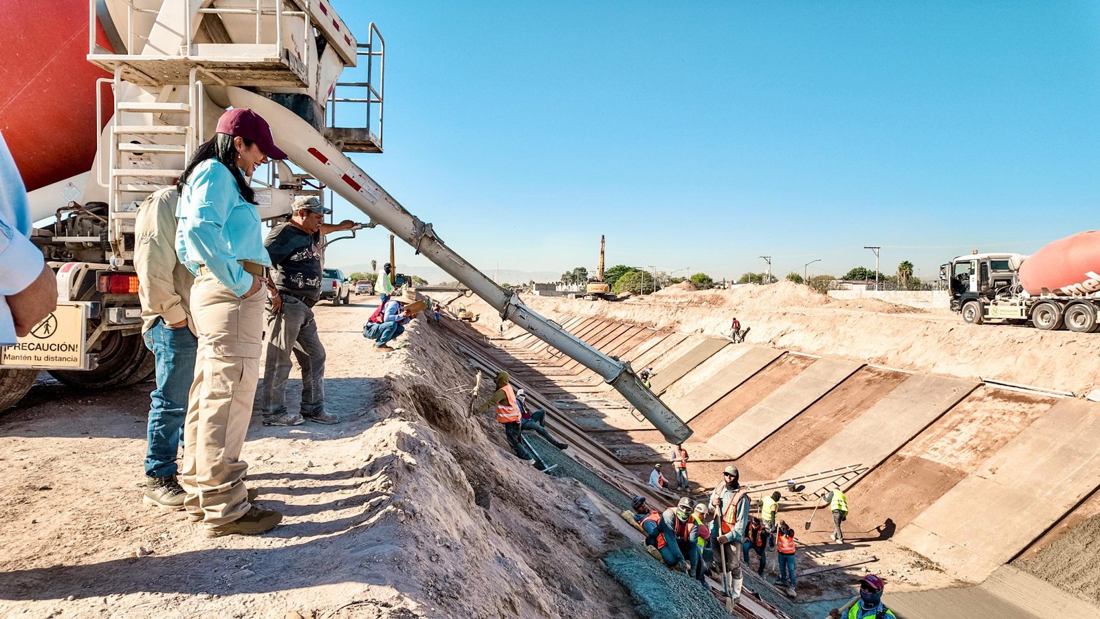 contraviamx's tweet card. Gómez Palacio avanza en Agua Saludable para la Laguna con SIDEAPA y CONAGUA. Más agua potable y eficiencia.