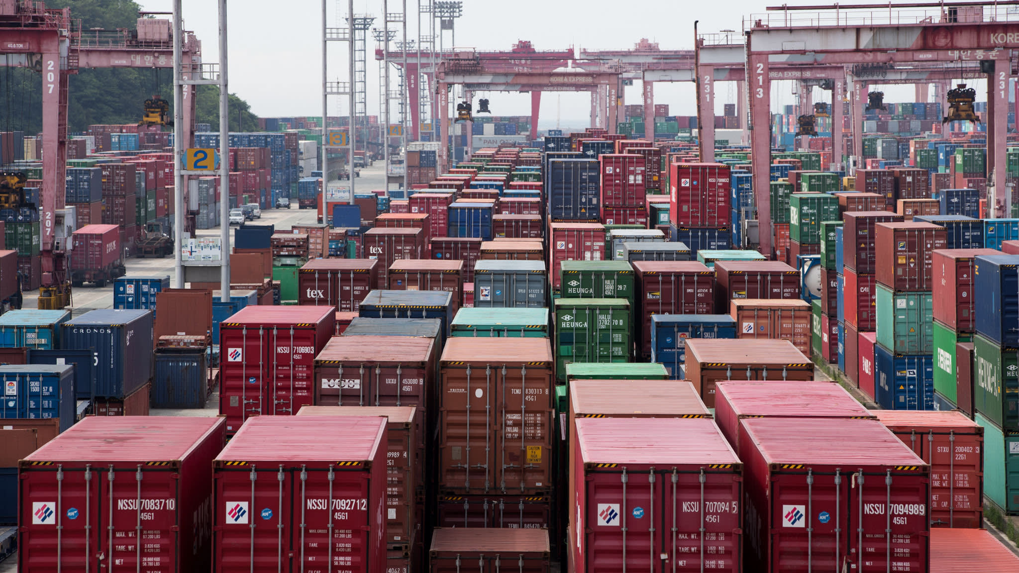 rebershak's tweet card. IMF slashes forecast for world economy but that does not mean a recession is coming