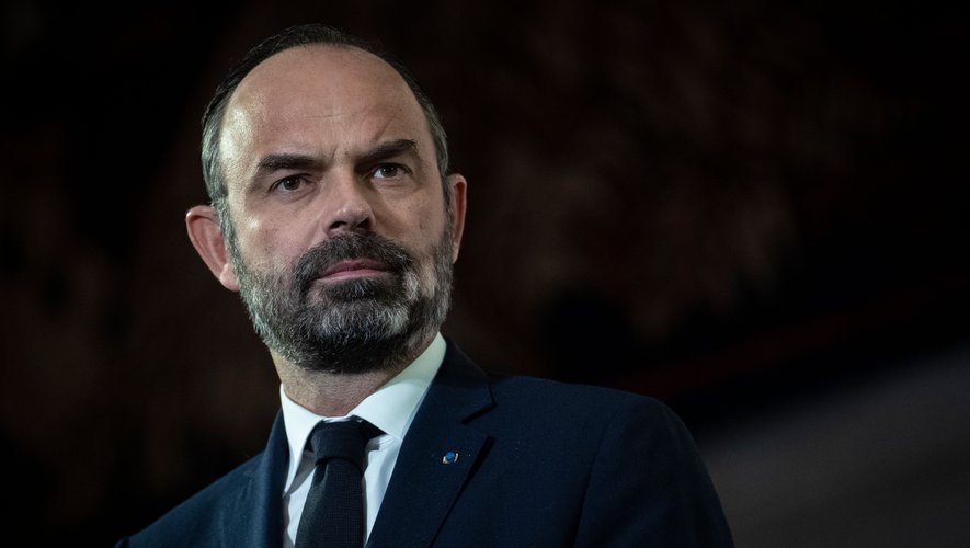 Mike_Bresson's tweet card. Une quarantaine de maires de la droite modérée et du centre, dont l'ancien Premier ministre Edouard Philippe et le maire de Toulouse Jean-Luc Moudenc, se sont réunis ce dimanche 29 août à Fontaineb...
