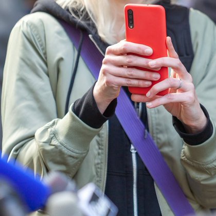 Tweet card summary image