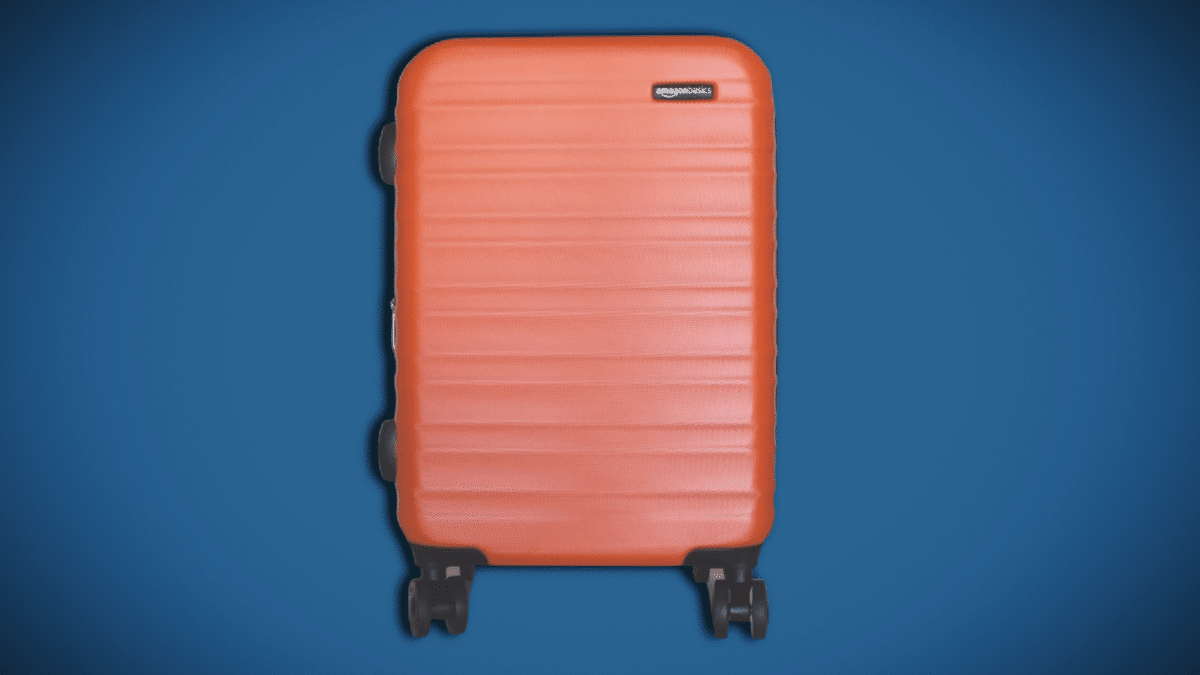 travels_ally's tweet card. This AmazonBasics luggage review will tell you everything you need to know about their hardshell carry-on bag. Read on to find out if it’s the bag for you!