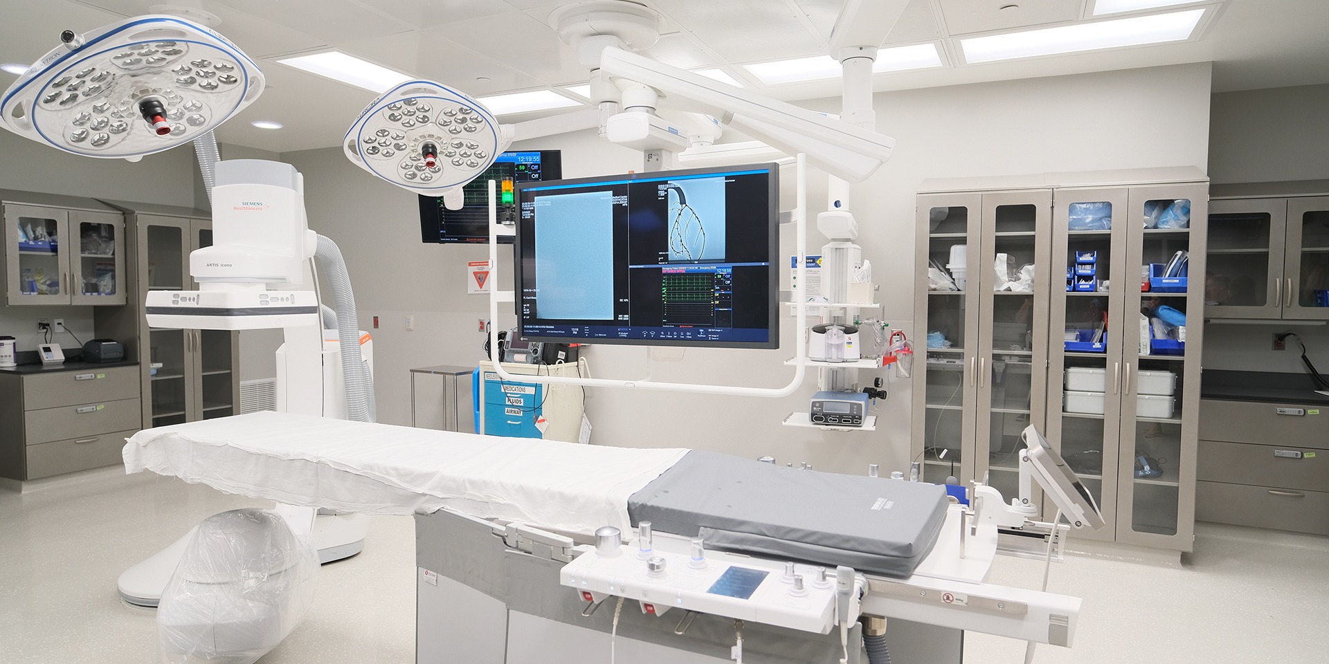 CMBA_Architects's tweet card. The future of medicine is being shaped by groundbreaking discoveries and by the spaces that house its technological marvels. As medical technologies take giant leaps, architectural designs must...