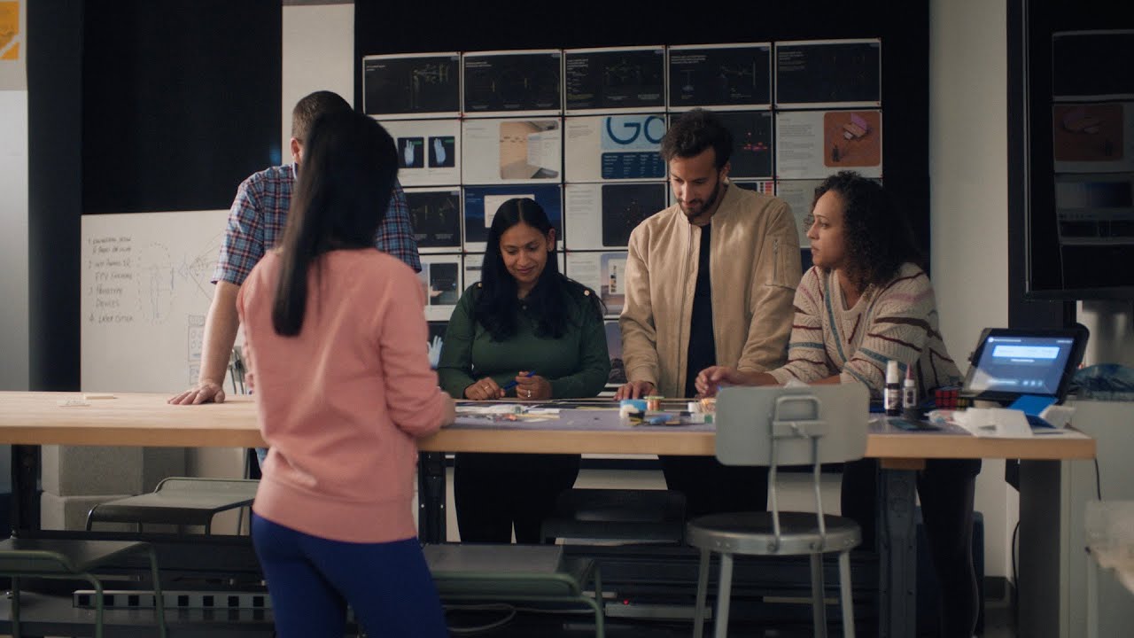 Android's tweet card. A vision for Android XR