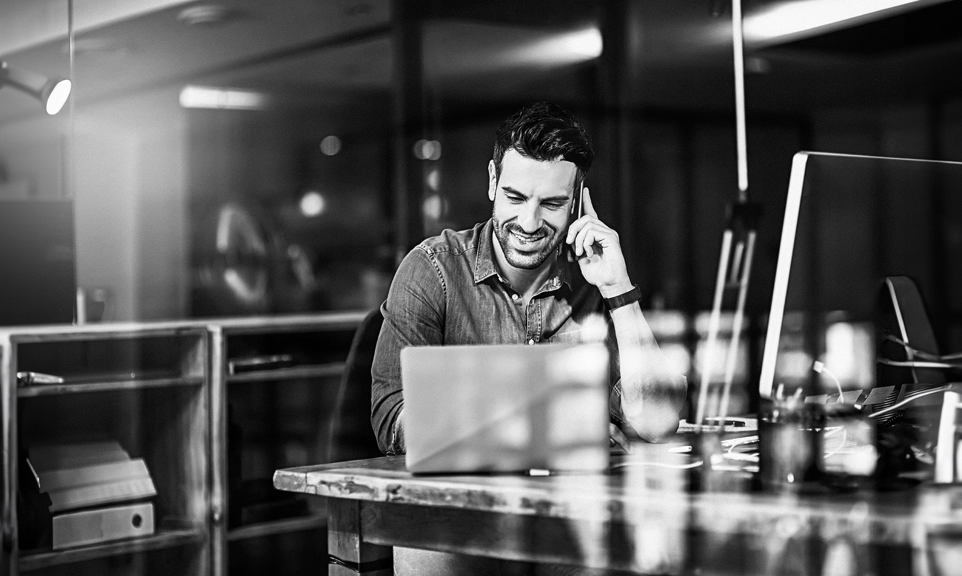 RevverDocs's tweet card. Learn how to use document version control to keep your file versions organized and up-to-date with Revver.