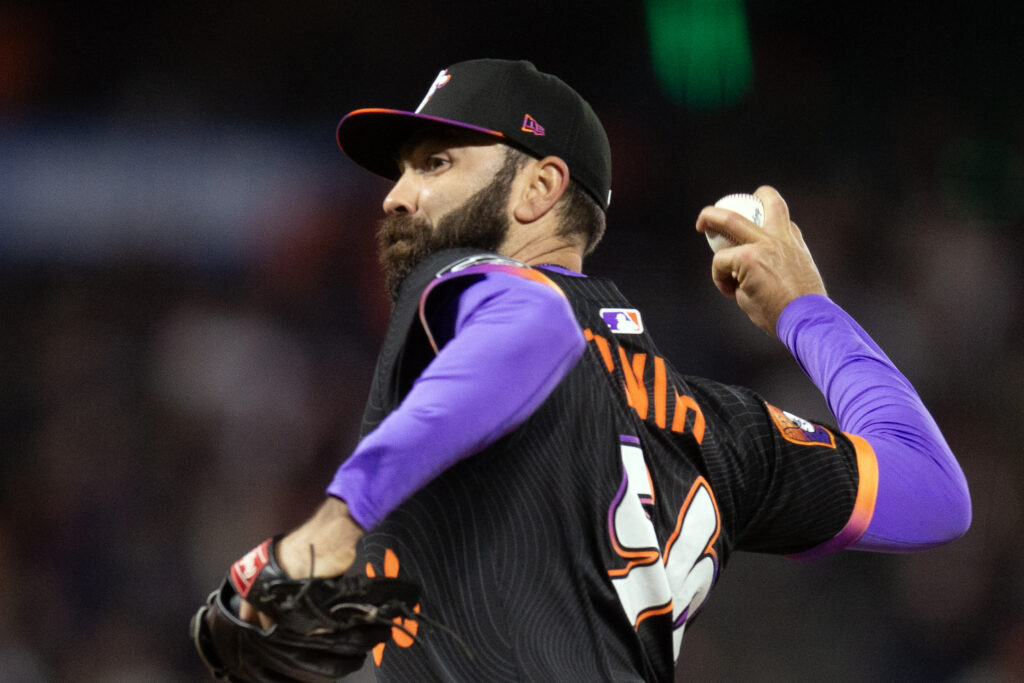 ProEdgeBaseball's tweet card. The righty reliever heads to L.A. just a day after officially parting ways with the Giants. Visit MLB Trade Rumors for more.