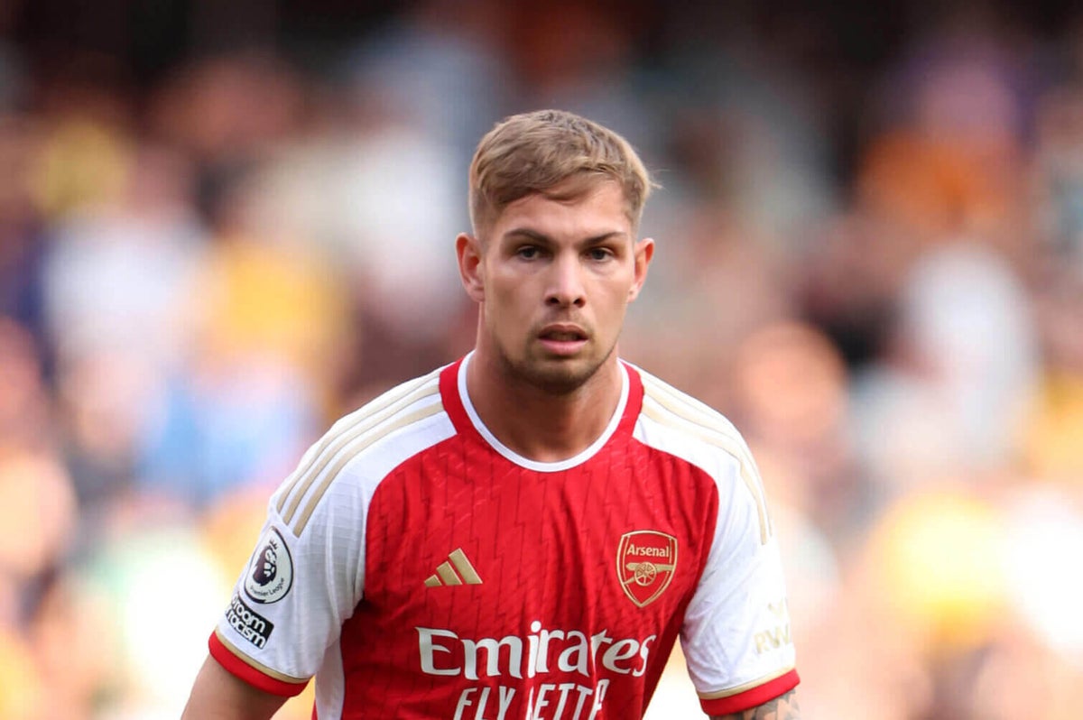 David_Ornstein's tweet card. Arsenal have no intention of letting Emile Smith Rowe leave the club this summer. The 22-year-old attacker has a contract until 2026 and remains an important part of Mikel Arteta’s plans. An injury...