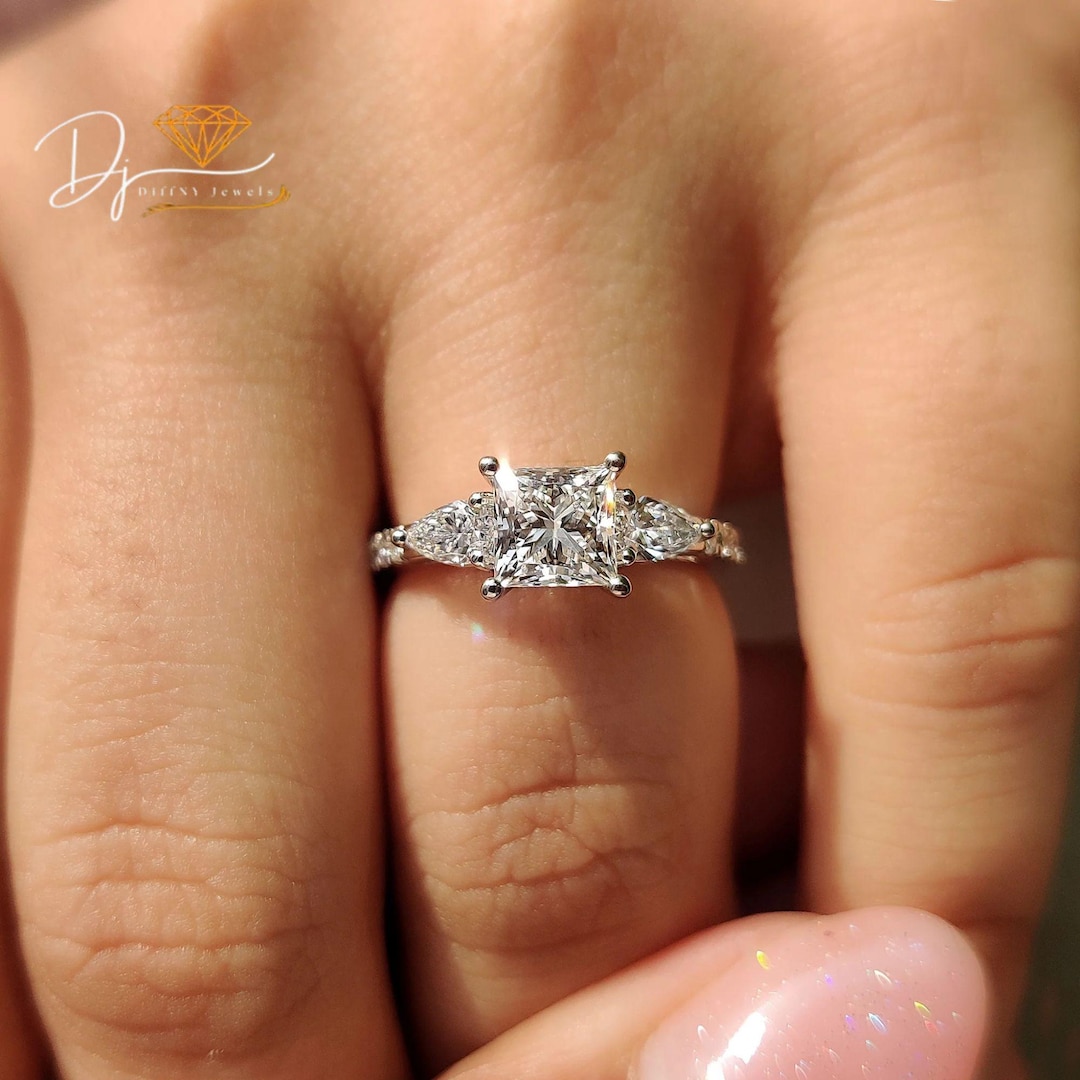 diffny14563's tweet card. This Engagement Rings item is sold by DiffNYJewels. Ships from Rutherford, NJ. Listed on Sep 28, 2025