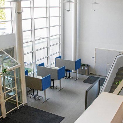 Tweet card summary image