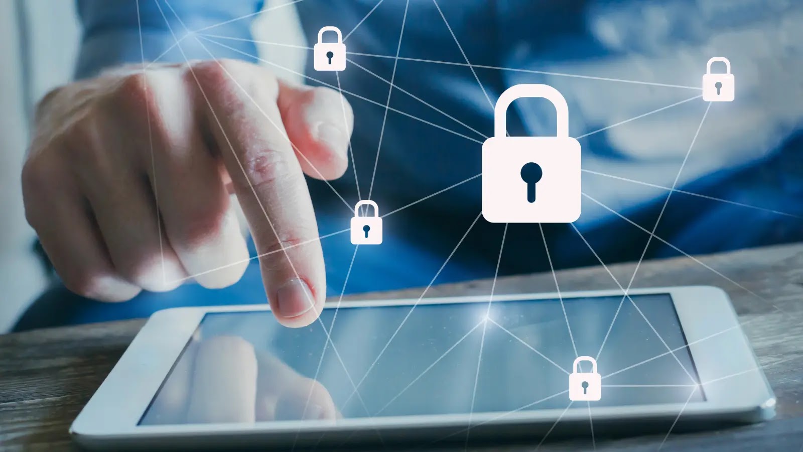 ransomnews's tweet card. Ransomware threats reached a tipping point in Q3 2025 as data-leak sites surged to a record 81 active platforms, driven by major developments across the ecosystem.