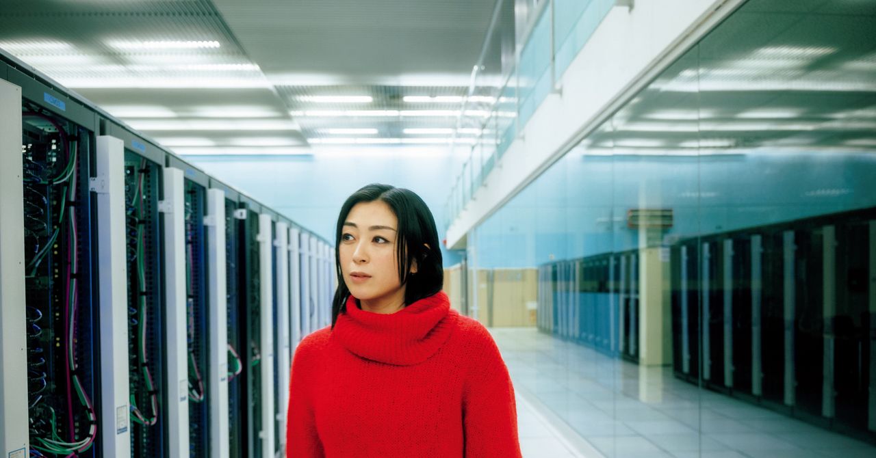 WIREDScience's tweet card. The Japanese singer-songwriter’s new album goes deep on their “fascination with science.” WIRED Japan took Hikaru Utada to visit the Large Hadron Collider to learn more.