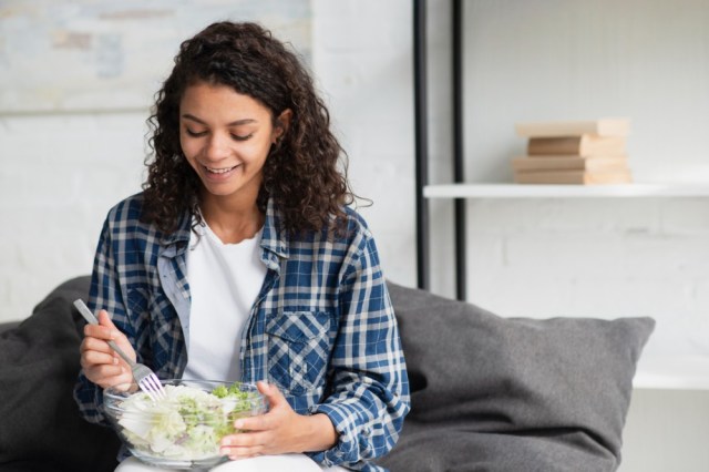 LifeHealthHub's tweet card. Everyday well-being doesn’t have to hinge on complicated routines or time-consuming plans. Often, it’s the simplest behaviors—small shifts in movement, rest, and awareness—that create the most sust…