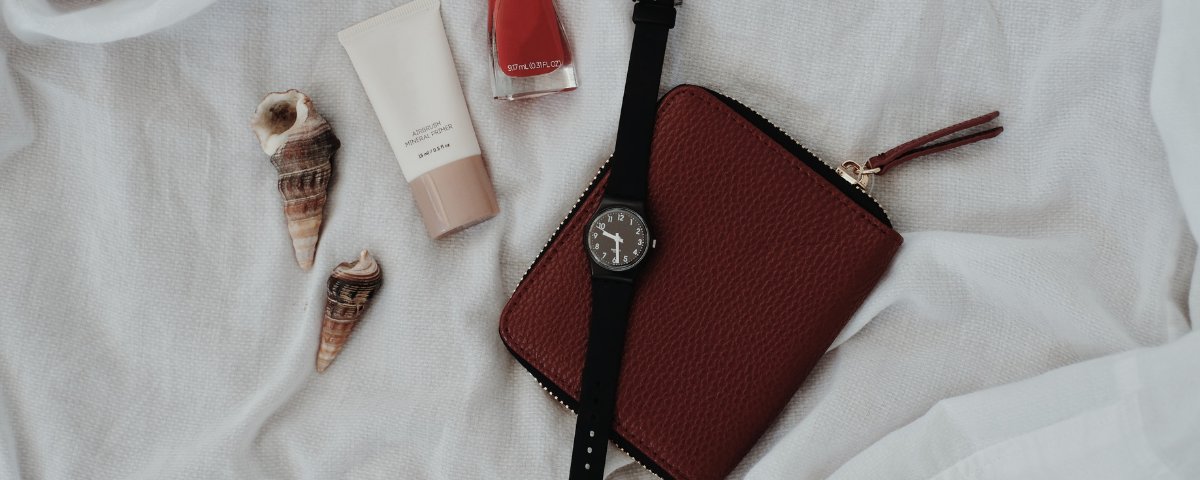 louvenia51802's tweet card. -