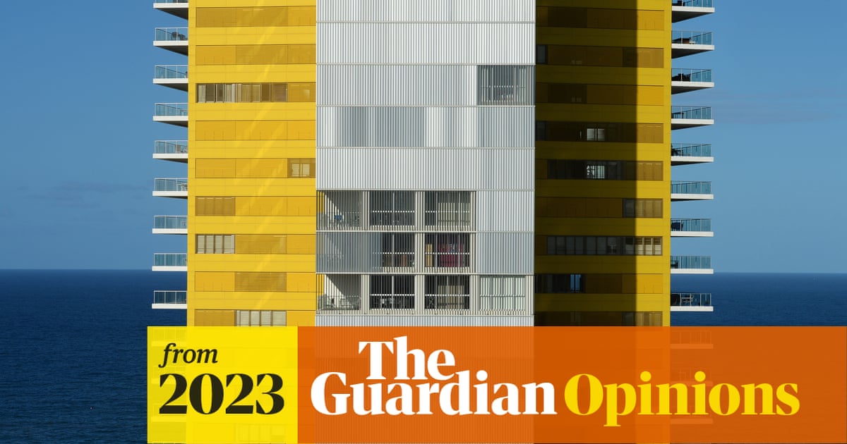 MargaretSimons's tweet card. We urgently need governments – federal, state and local – to stop pretending there are easy answers