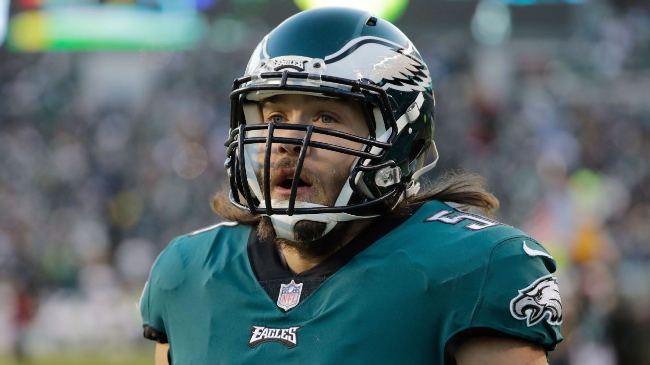 AdamSchefter's tweet card. Former Texans and Eagles linebacker Bryan Braman has died after seeking treatment this year for a rare, aggressive form of cancer, according to his agent. He was 38.