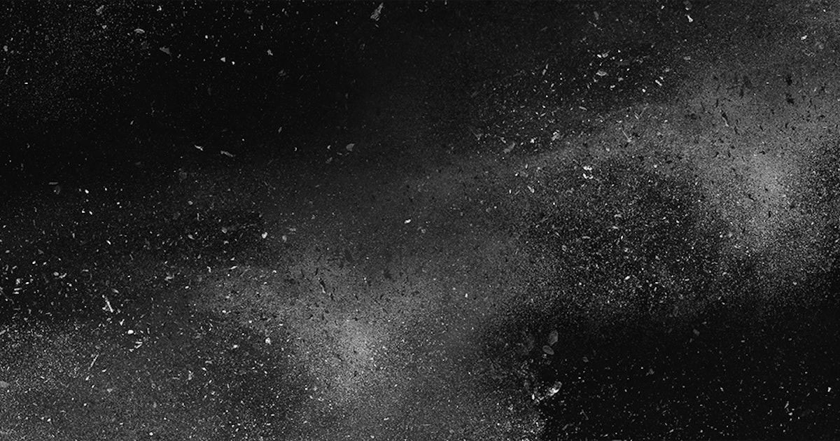 IsabelleGrosse's tweet card. Isabelle Grosse is a digital artist and photogapher.