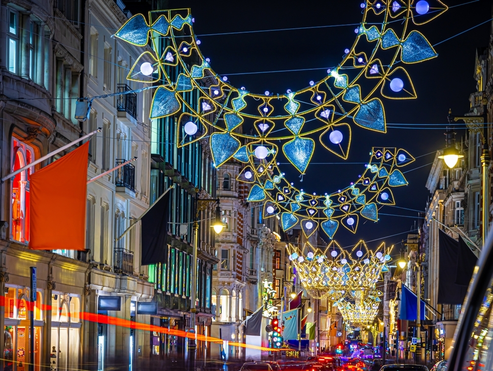 TimeOutLondon's tweet card. The shopping destination will be lit up by 93,000 LEDs inspired by the crown jewels.