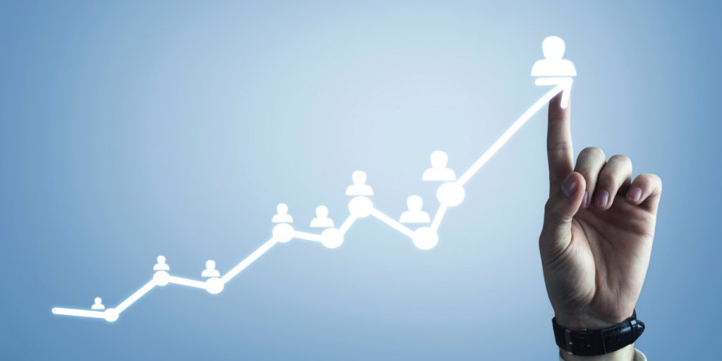 AnswerNet's tweet card. Explore practical ways to scale without hiring through smart outsourcing strategies that help your team stay focused and productive.